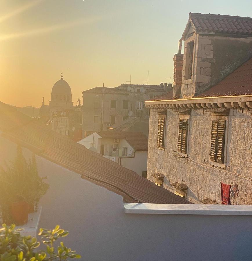 Ancient & Modern Apartment Sibenik Bagian luar foto
