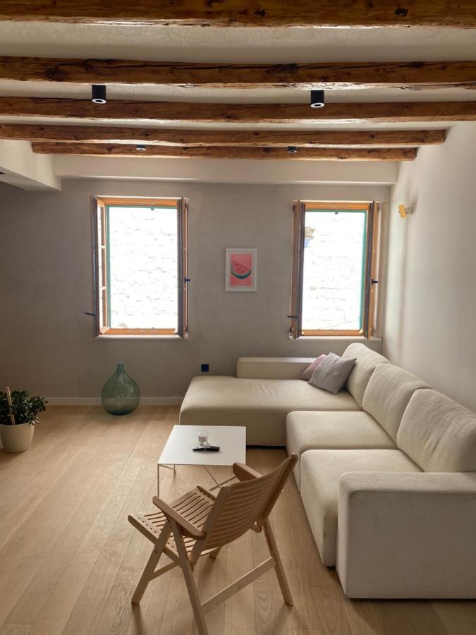Ancient & Modern Apartment Sibenik Bagian luar foto